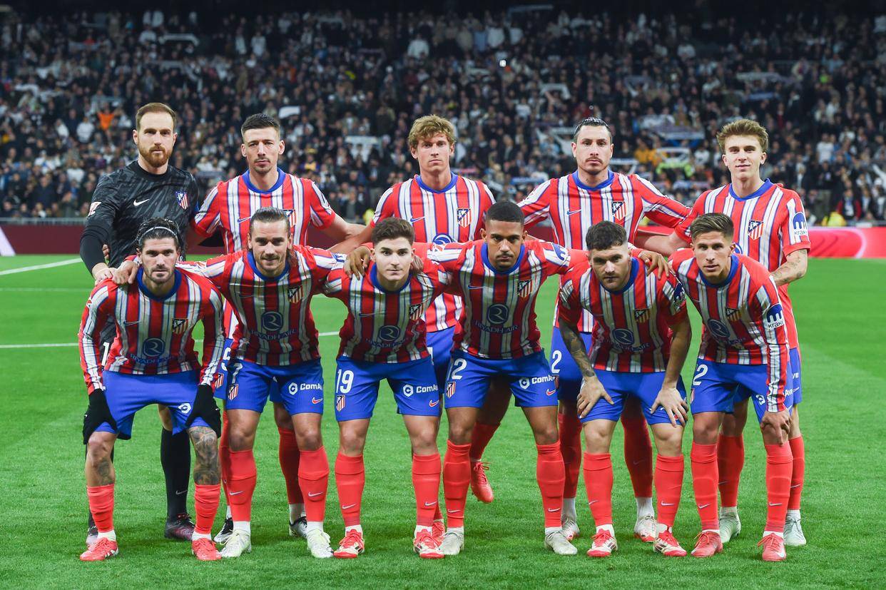 远在迈阿密心系罗马，托蒂和坎德拉用手机观看老东家焦点大战