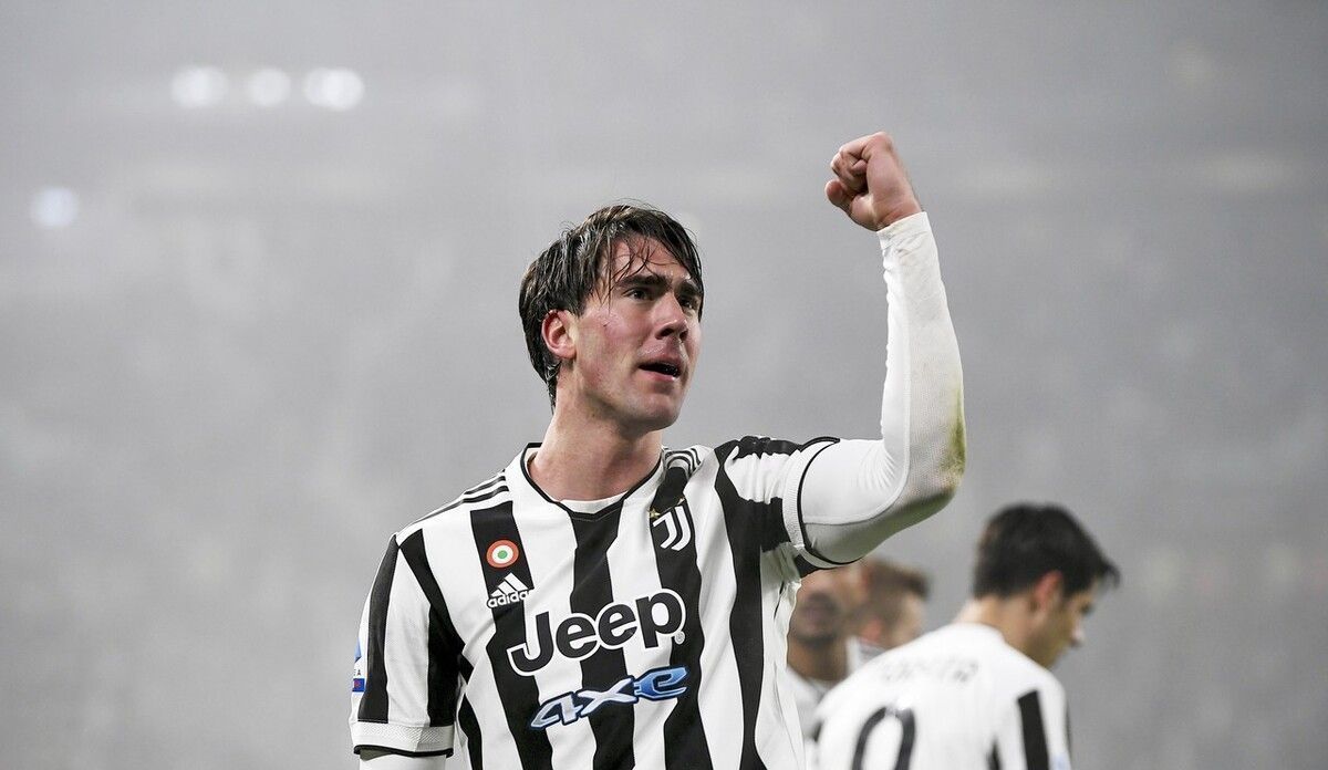 拜仁球星莱默尔复刻施魏因施泰格经典脚后跟破门